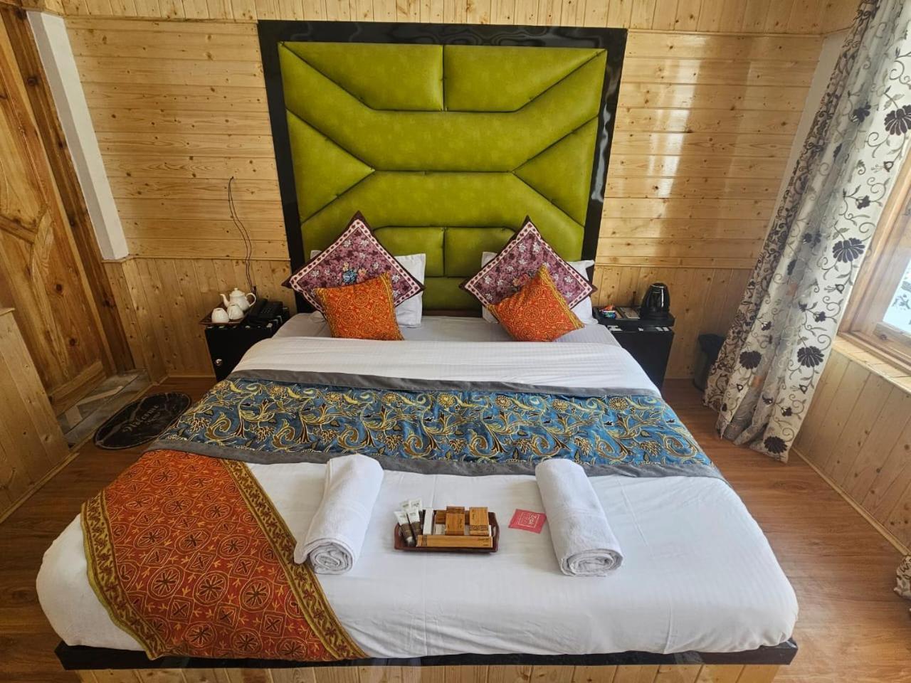 Hotel Delta View Pahalgām Zewnętrze zdjęcie
